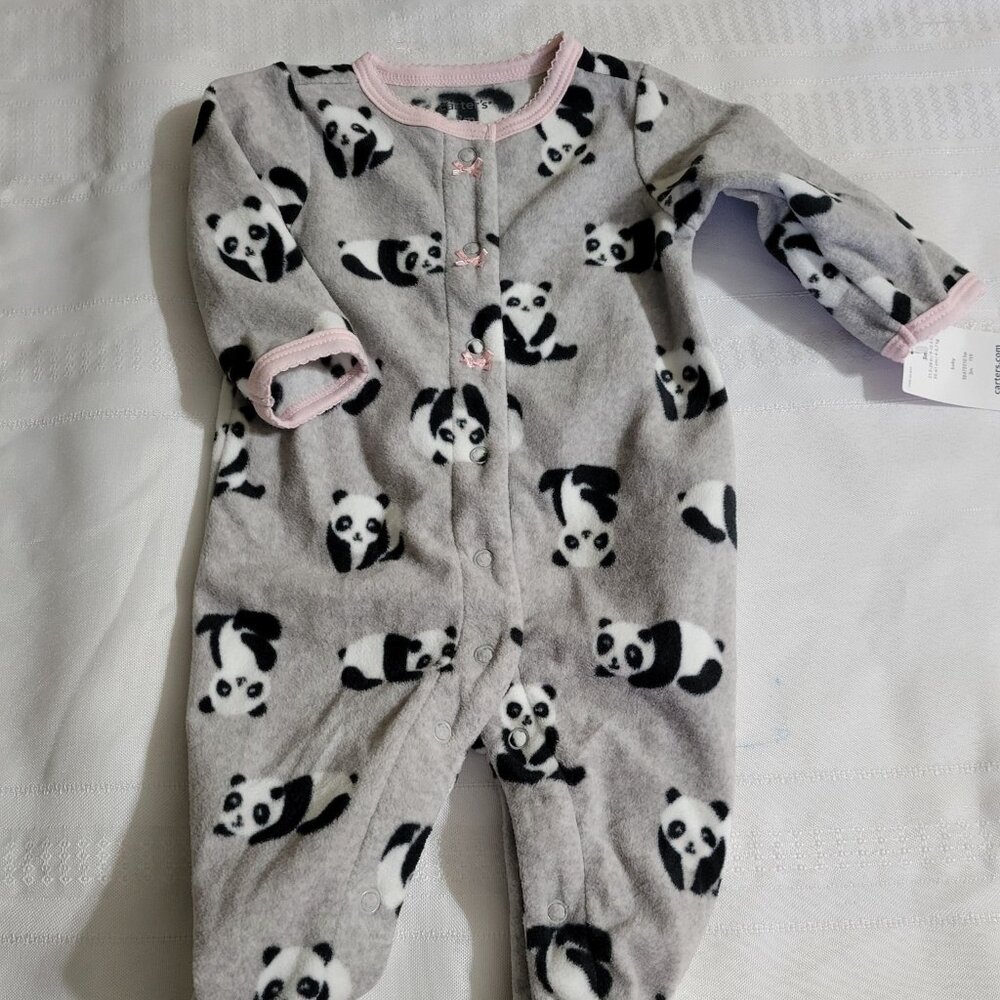 Carter's NWT 3 month Fleece Panda Pajamas footed. Mixed Bin Z31